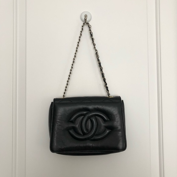 Vintage Chanel Bag - Picture 2 of 5